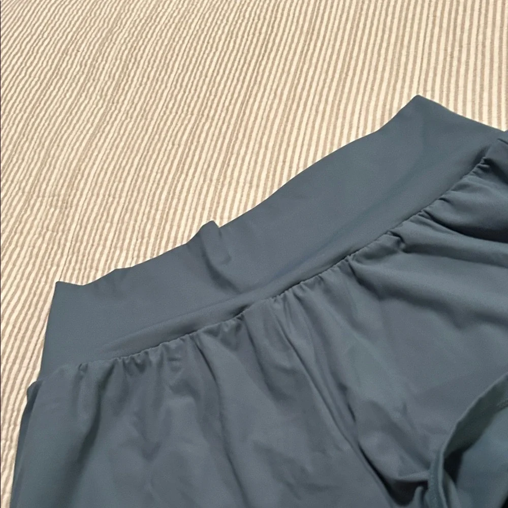 HALARA Women's High-Rise Athletic Skort — Slate Teal - Picture 3 of 6